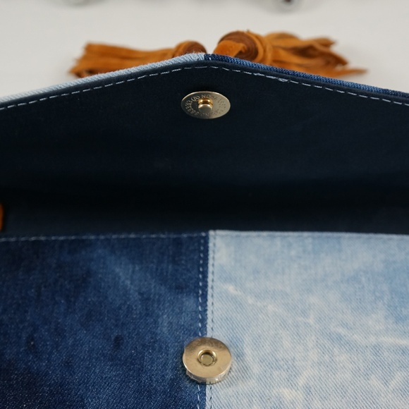 COPY - JEAN CLUTCH CROSSBODY - Picture 3 of 4
